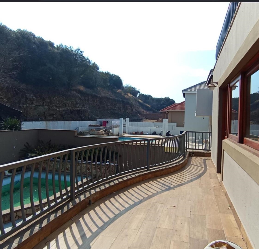 5 Bedroom Property for Sale in Xanadu Eco Park North West